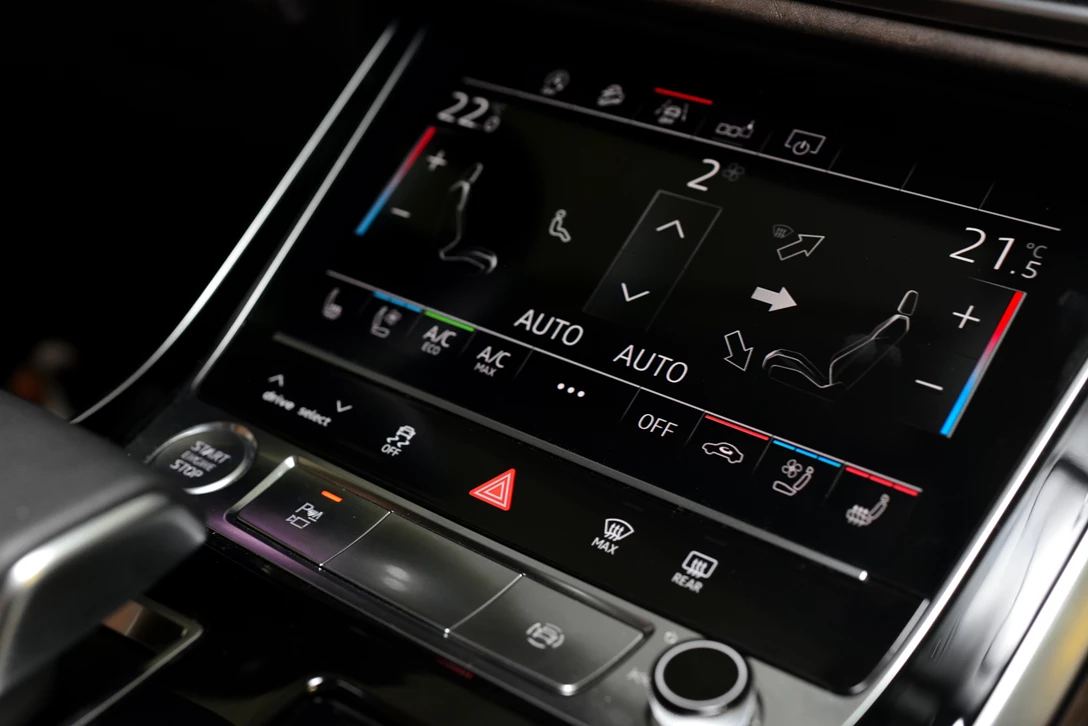 1606646-אודי Q8 מבחן דרכים  (8).jpg