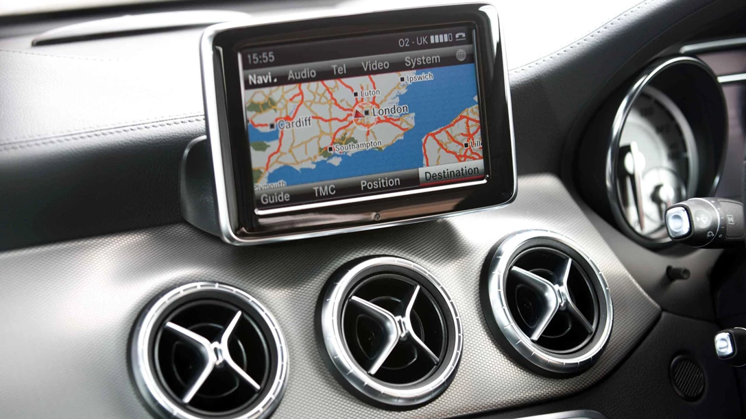 1647007-mercedes-cla (4).jpg