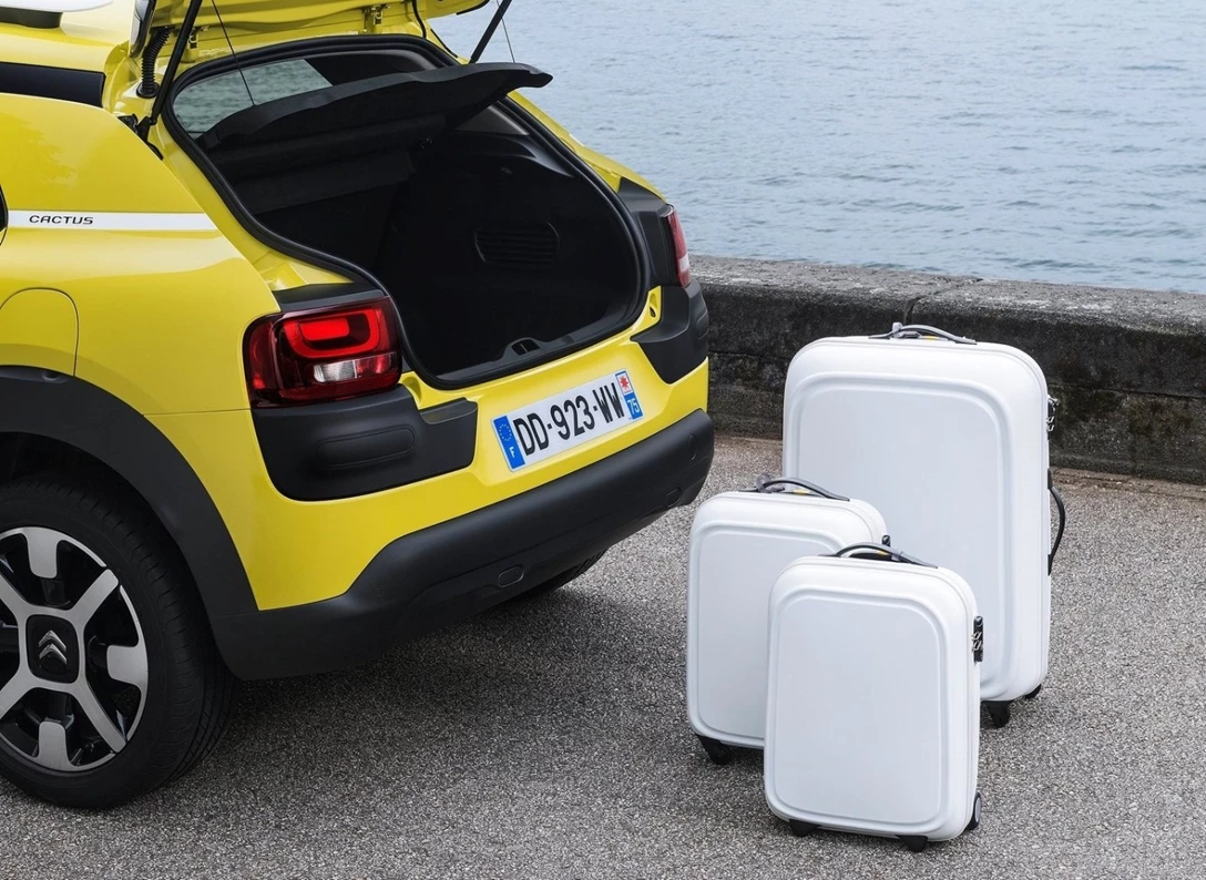 1668262-Citroen-C4_Cactus-2016-09.jpg
