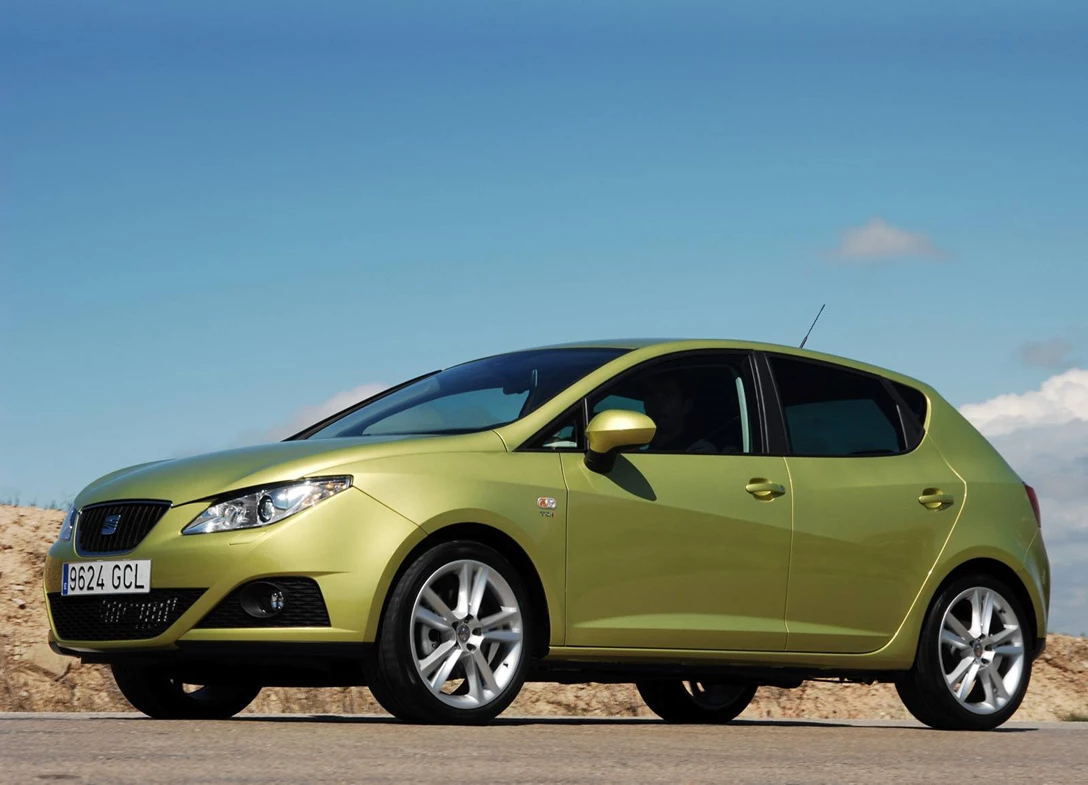 Seat-Ibiza-2009-2012-04.jpg