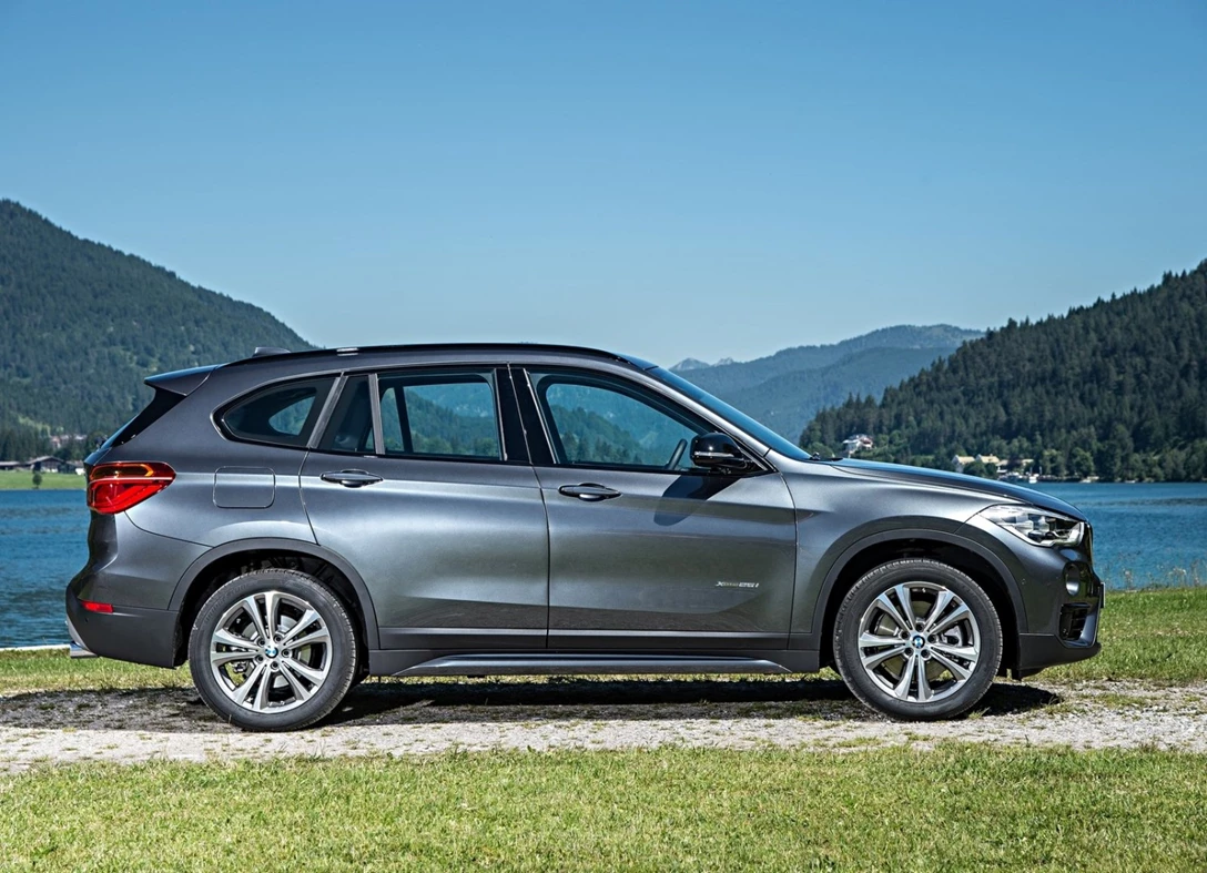 1669704-BMW-X1-2016-02.jpg