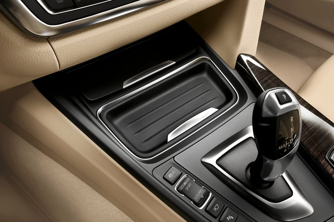 ב.מ.וו סדרה 3 2011