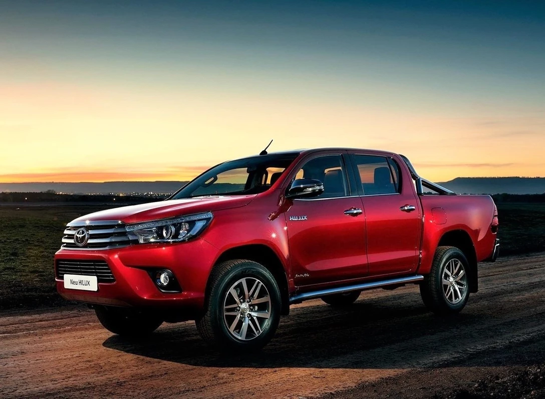 1659454-Toyota-HiLux-2017-01.jpg