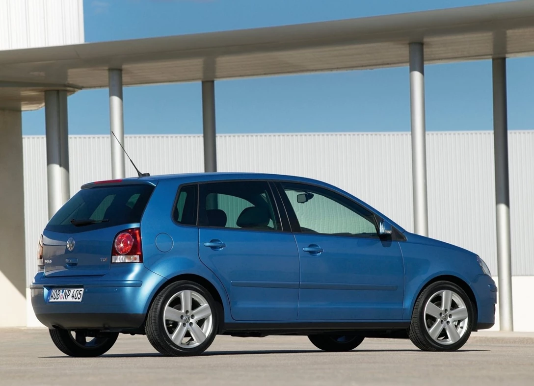 1601658-Volkswagen-Polo-2006-1600-06.jpg