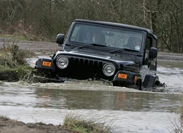 1603848-Jeep-Wrangler_UK_Version-1997-2006-7.jpg