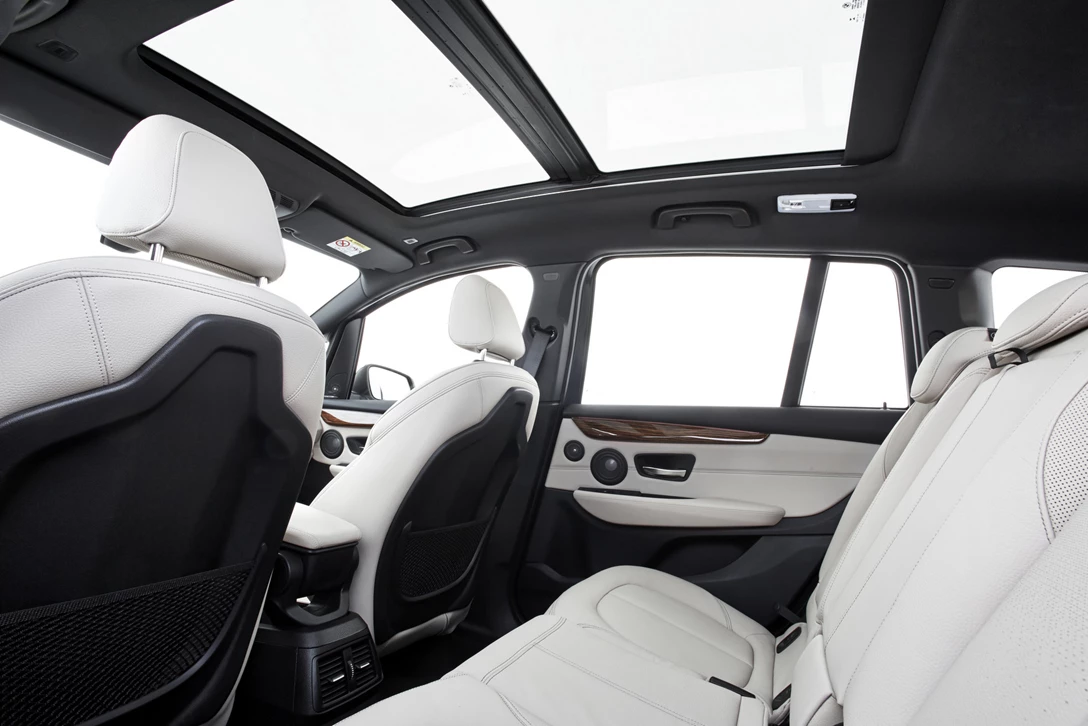 ב.מ.וו סדרה 2 אקטיב/ גראן טורר