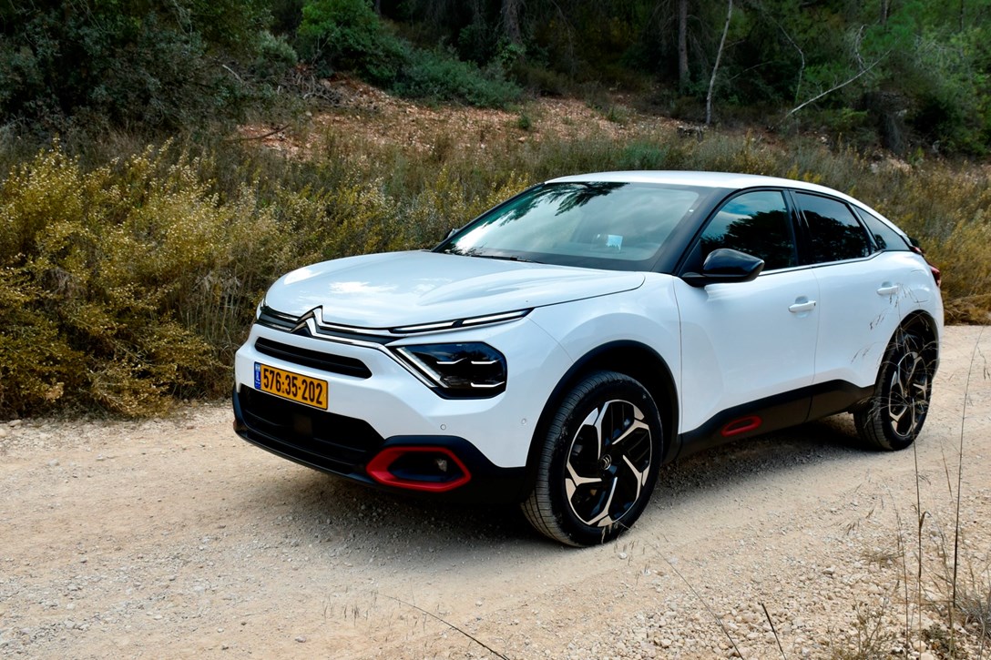 1655083-C4 D - 10.jpeg