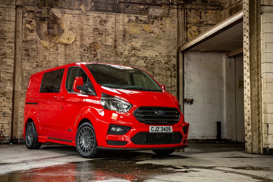 1595162-MS-RT Transit Custom-1.jpg