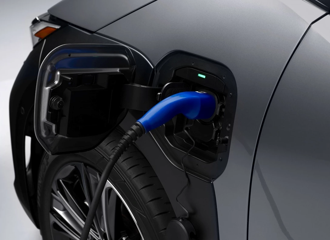1661226-Toyota-bZ4X-2022-13.jpg