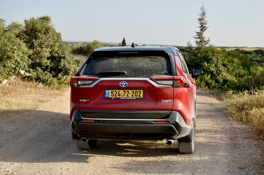1643810-טויוטה ראב 4 PHEV - מבחן דרכים - 9.jpeg