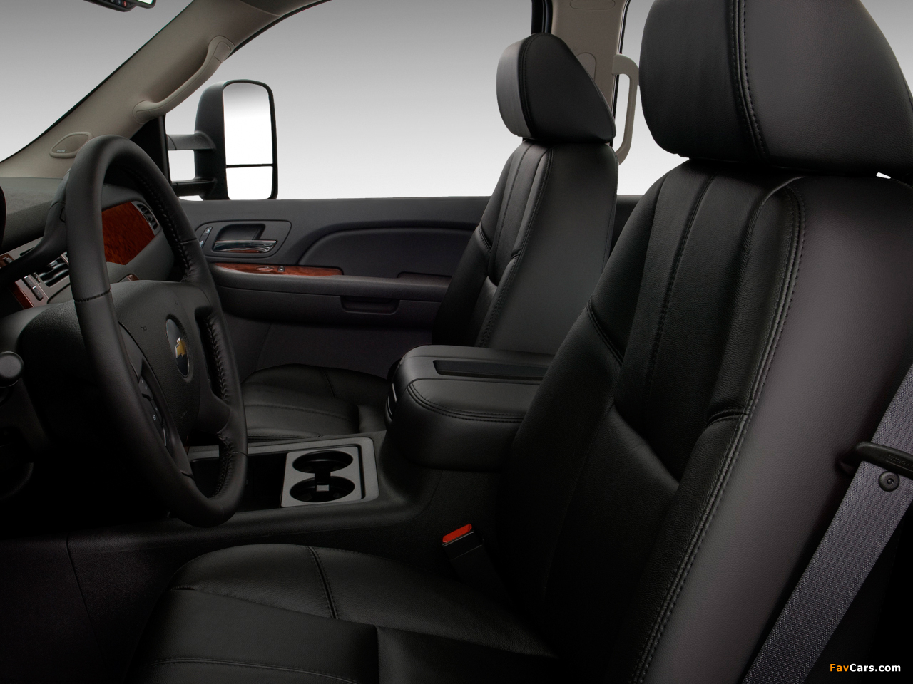 1600756-Chevrolet-Silverado-2008-17.jpg