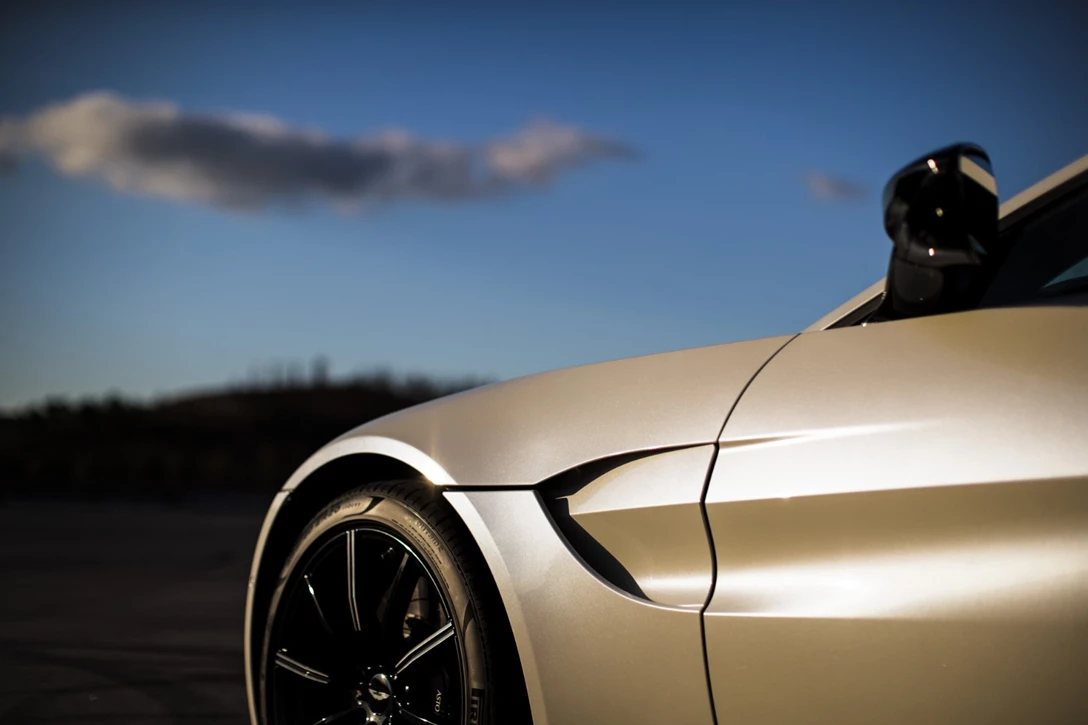 1599107-אסטון מרטין ואנטג מבחן דרכים השקה (3).jpg