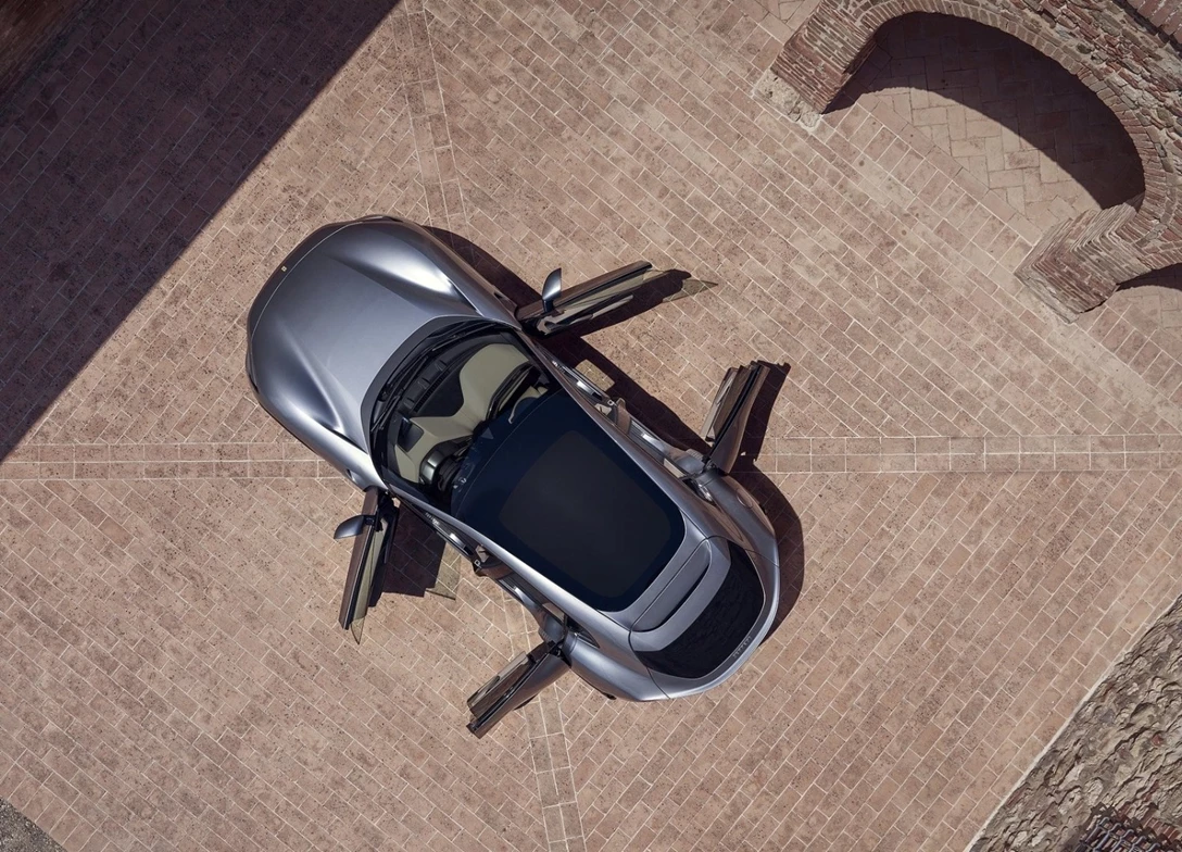 1704369-Ferrari-Purosangue-2024 (9).jpg