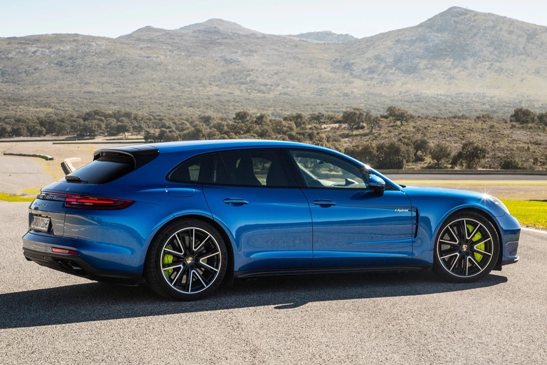 1597612-היברידי פלאג אין (6).jpg