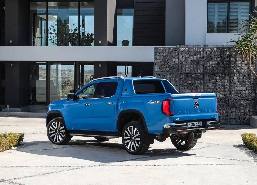 1702925-Volkswagen-Amarok-2024 (3).jpg