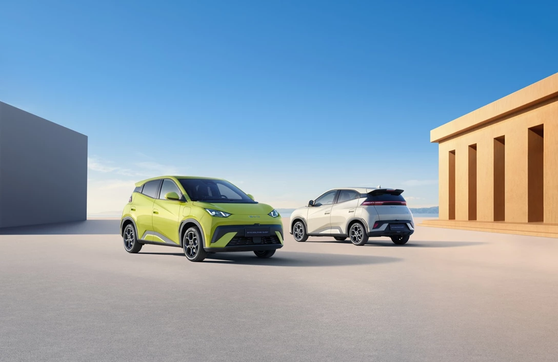 1709133-04、DOLPHIN SURF_LHDDual vehicle static_KV_download_JPG_RGB.jpg