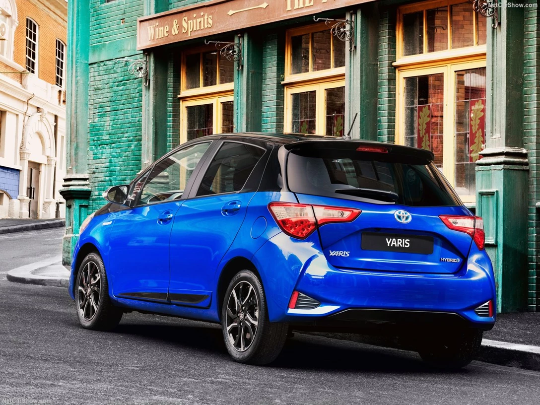 1583113-TOYOTA YARIS 2.jpg