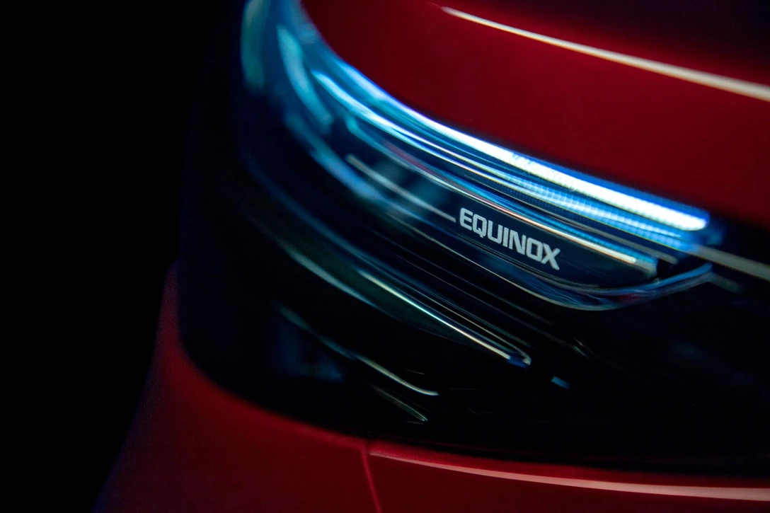 1629580-2021-Chevrolet-Equinox-RS-008.jpg