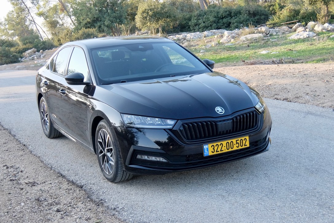 1637290-סקודה אוקטביה 1.0 ל' - 5.jpeg