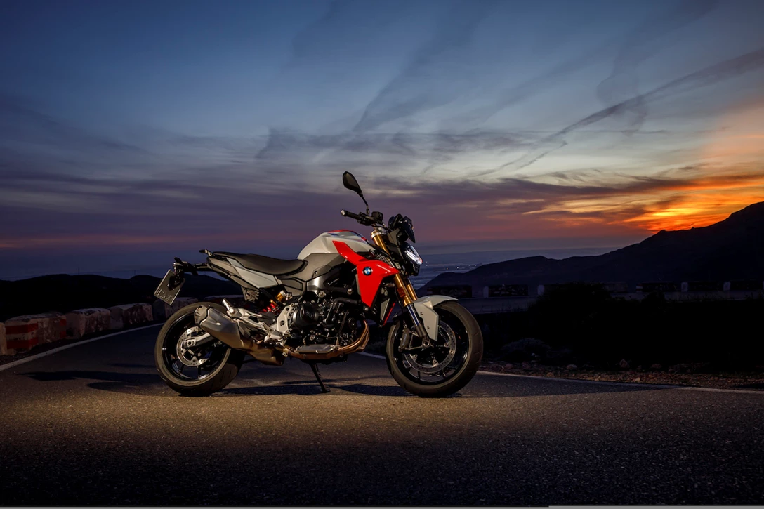 1632437-_bmw-f-900-r-jpg (1).jpg