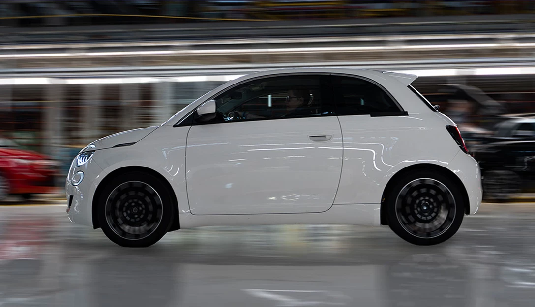 1708925-Fiat500Hybrid-ersteBilder.jpg