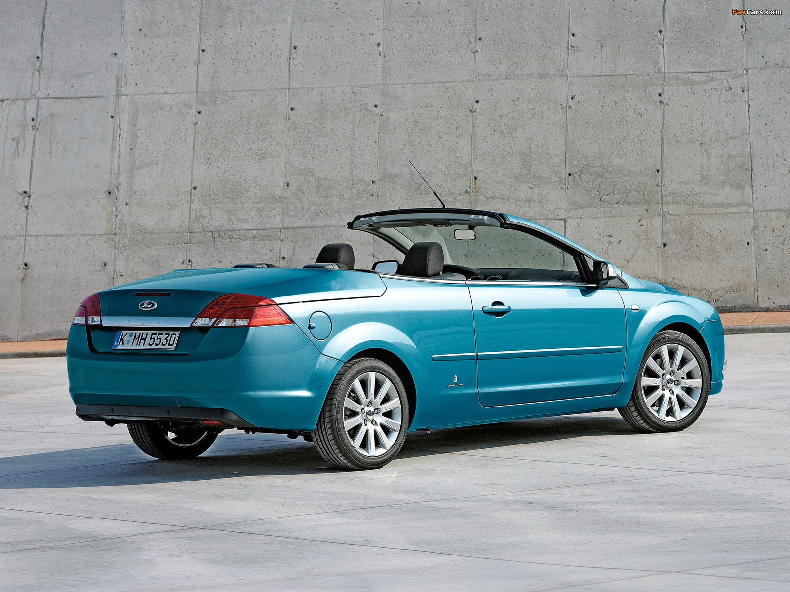 1603216_ford_focus_7.jpg