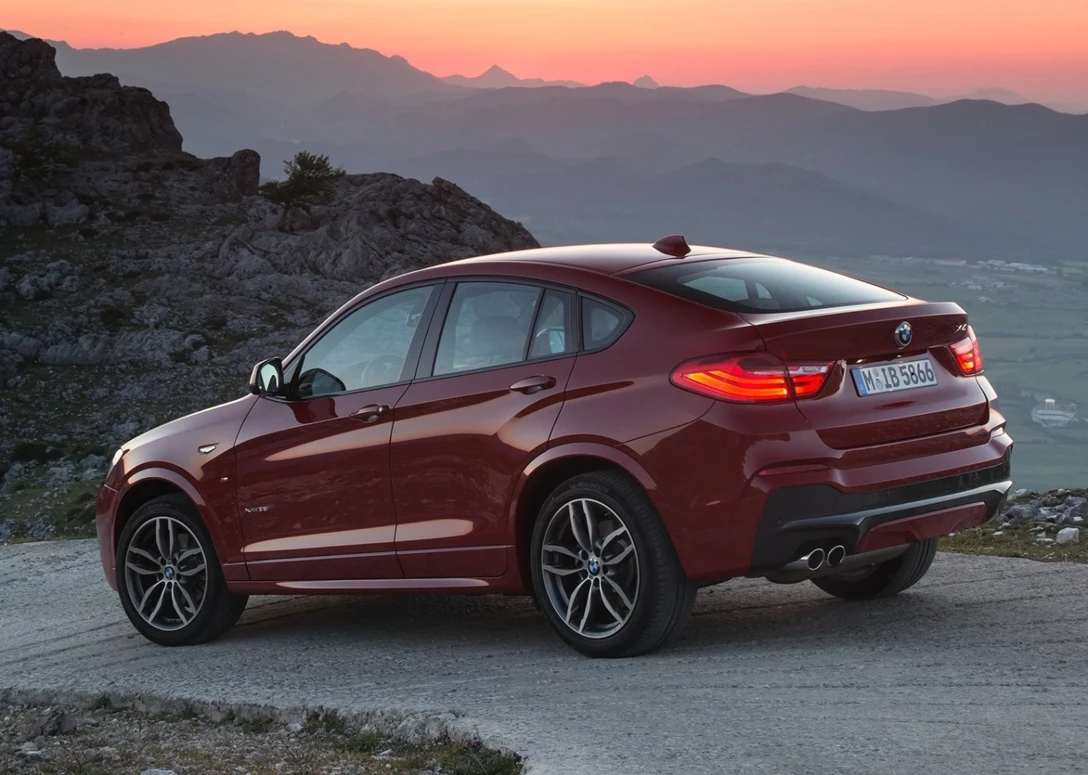 1649900-BMW-X4-2015-1600-4d.jpg