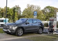 1678872-Mercedes-Benz-GLE-2023-11.jpg