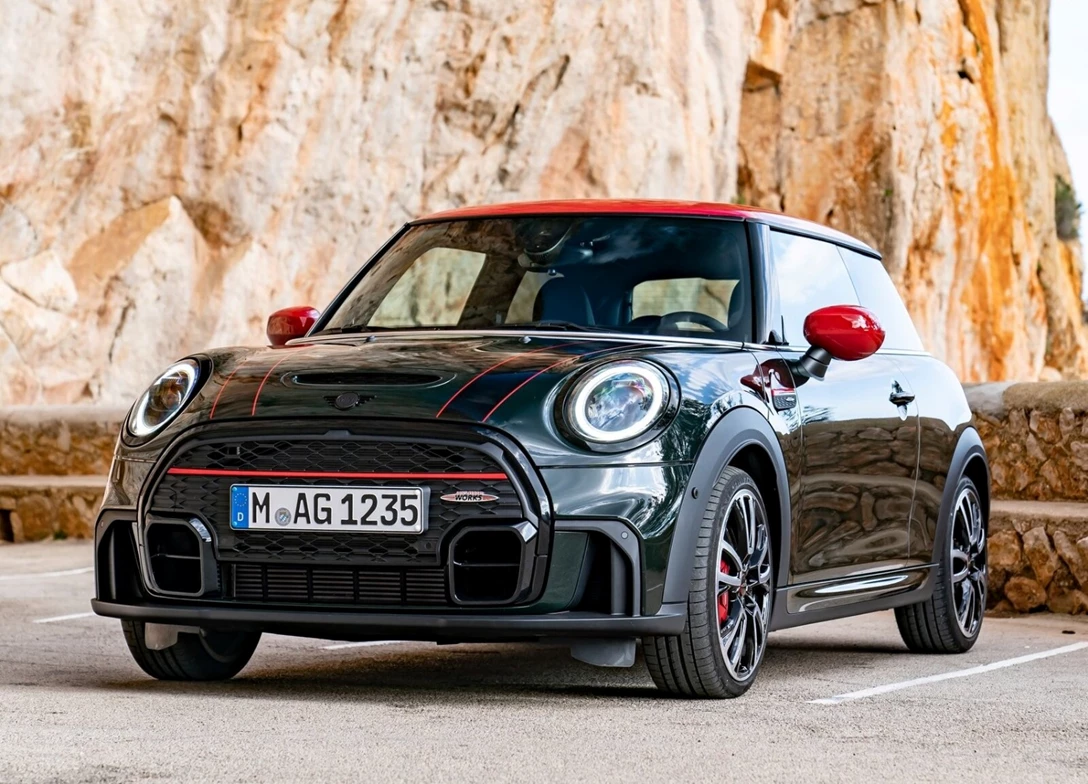 1695321-Mini-John_Cooper_Works-2024-14.jpg