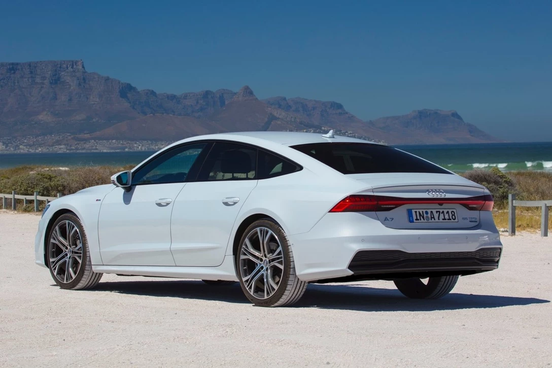 1601214-אודי A7  (3).jpg