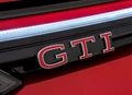 1693234-Volkswagen-GolfGTI-2024-20.jpg