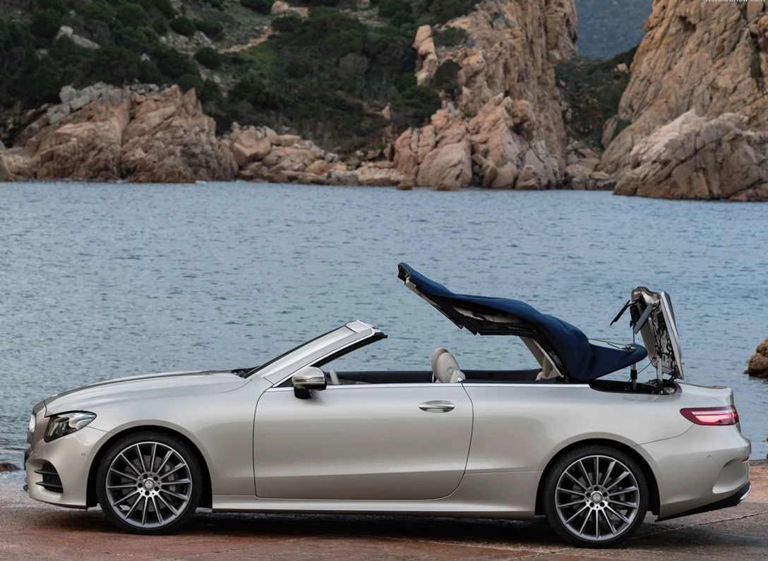 1660632-Mercedes-Benz-E-Class_Cabriolet-2020-04.jpg