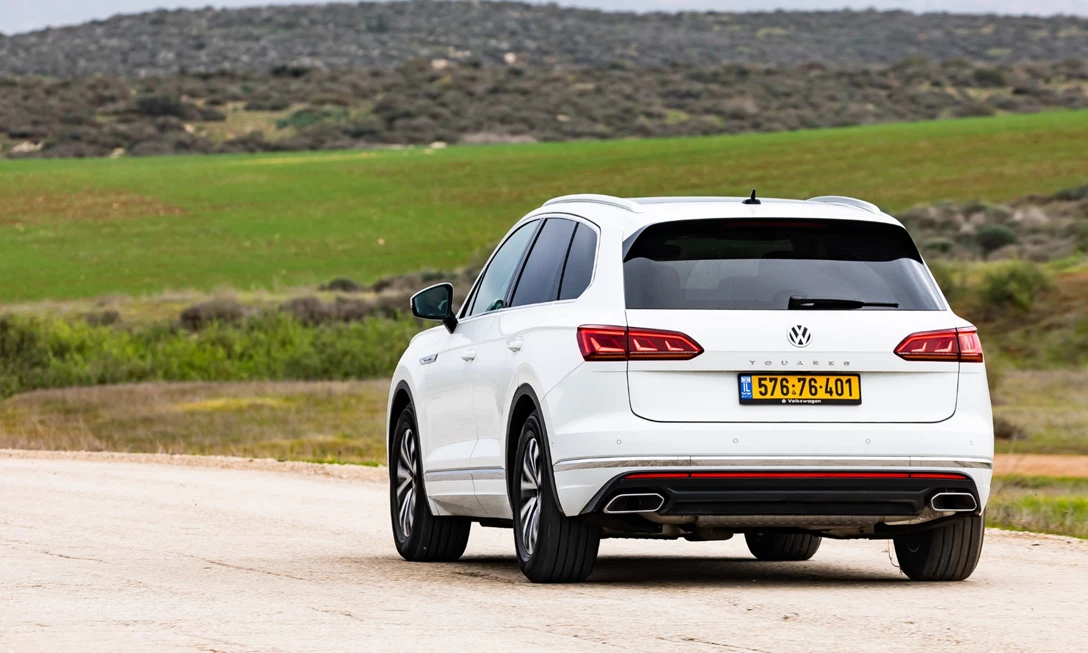 1611496-פולקסווגן טוארג - מבחן דרכים  (23).jpg