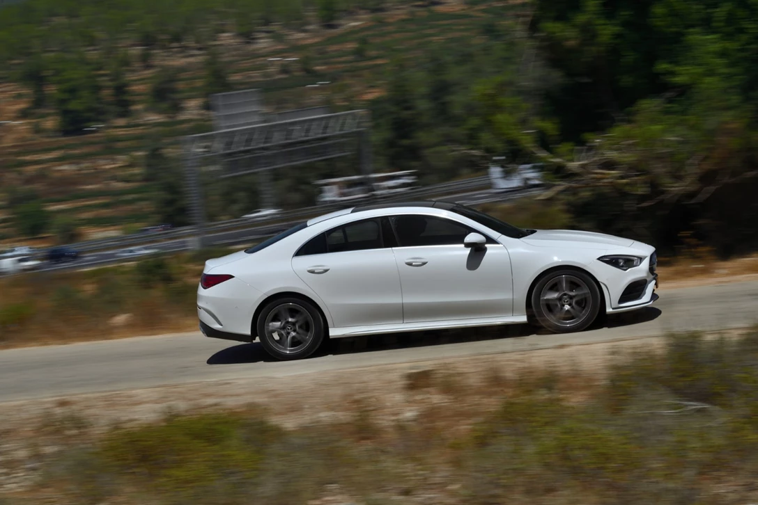 1621461-מרצדס CLA200 (6).jpg