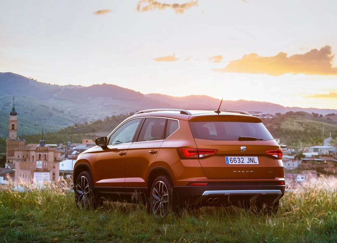 1640903-Seat-Ateca-2018-04.jpg