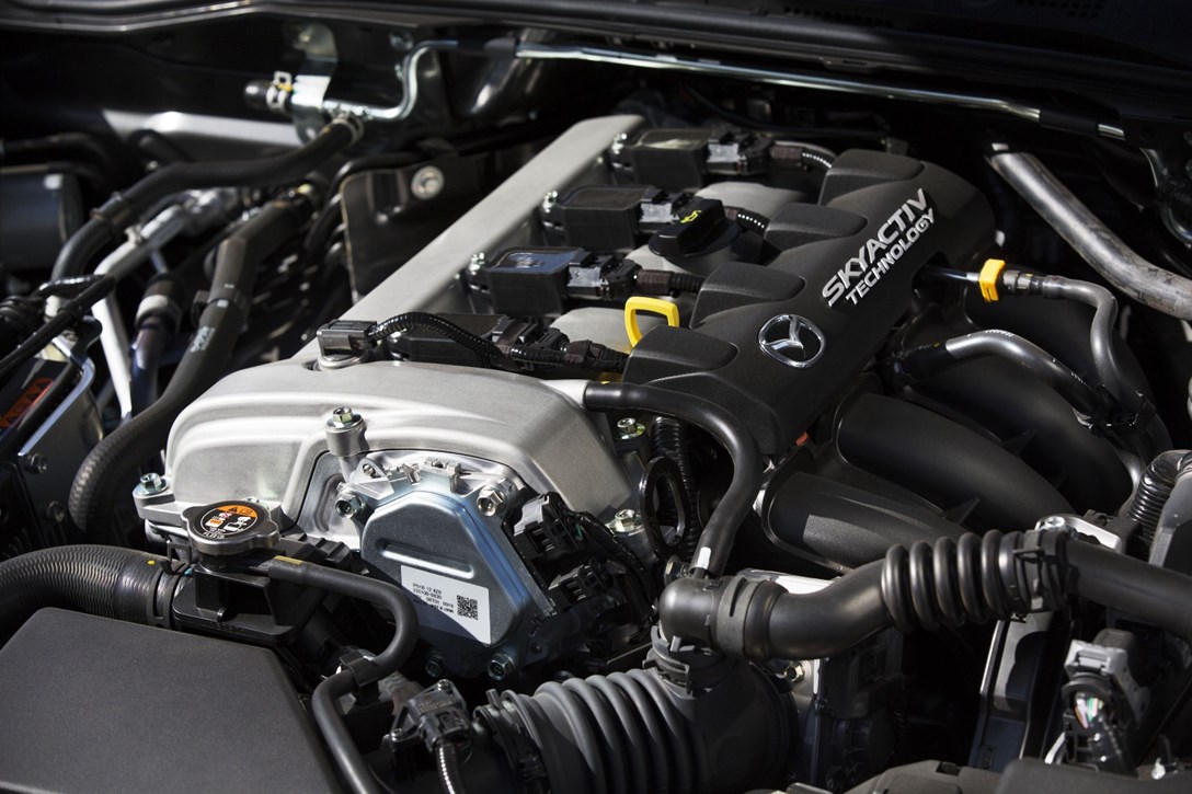 1596924-מאזדה MX-5 RF (9).jpeg