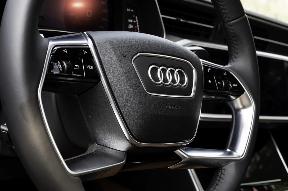 1605619-אודי A6 (7).JPG