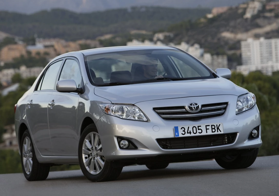 1598434-Toyota-Corolla-2007-1600-03.jpg