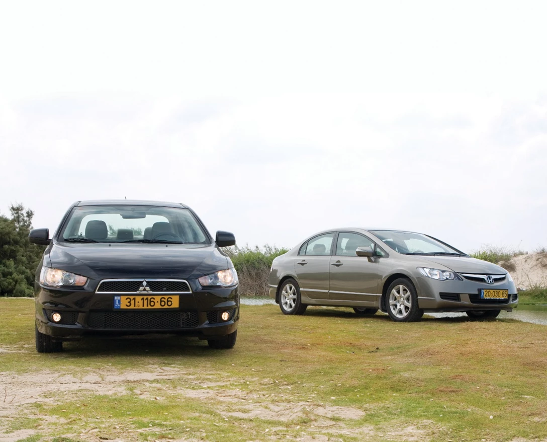 1666046-lancer-civic big 01.jpg