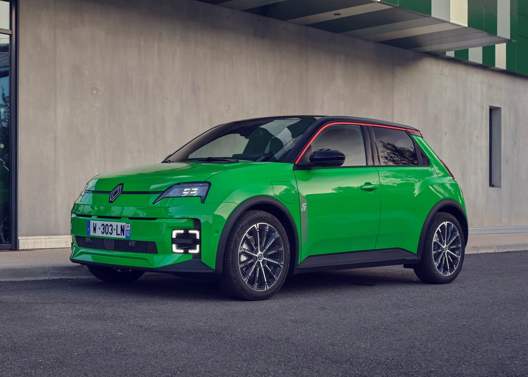 Renault 5 E-Tech electric-2025-06.jpg