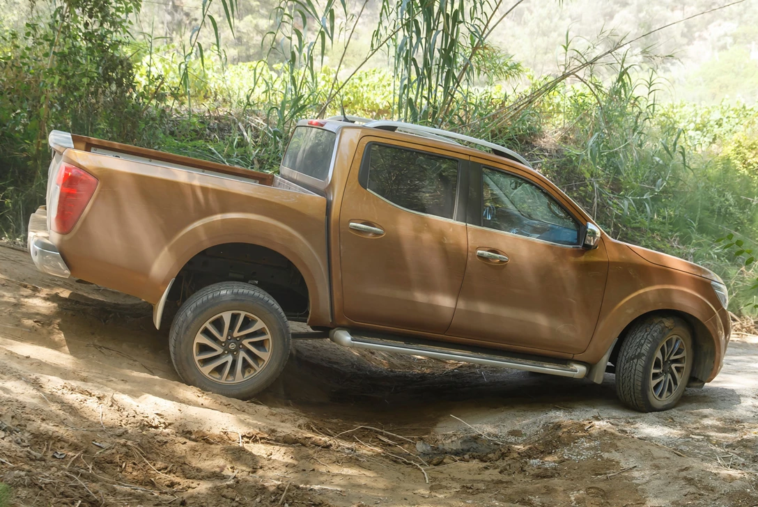 ניסאן נווארה 2016