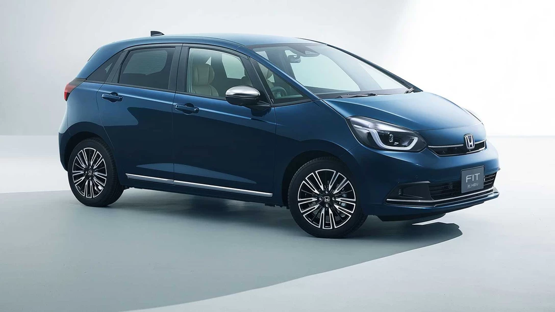 1664563-2023-honda-fit-luxe.jpg