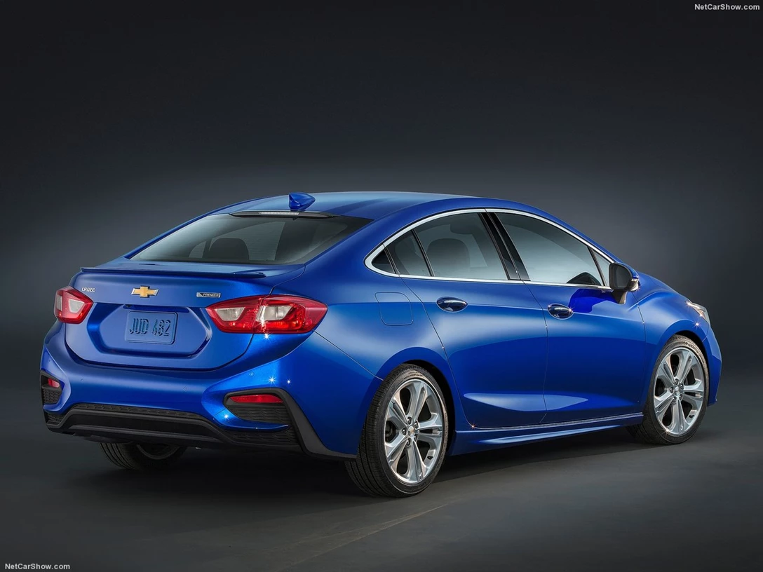 1645057-Chevrolet Cruze 2016 (1).jpg
