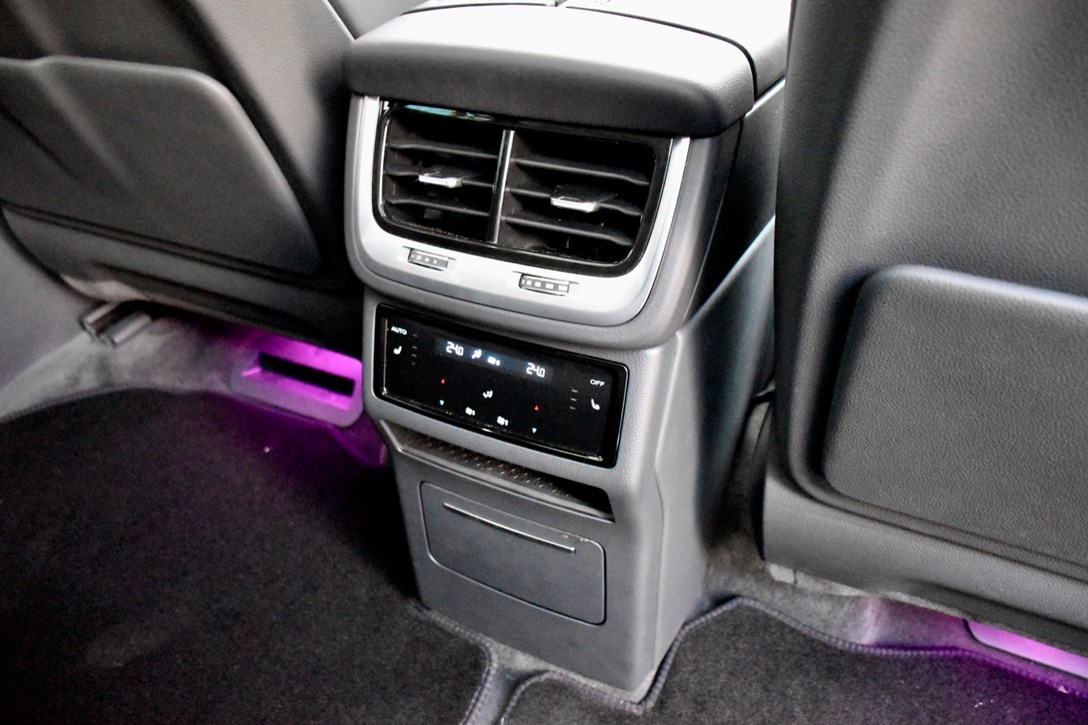 1660015-HONGQI - 10.jpeg