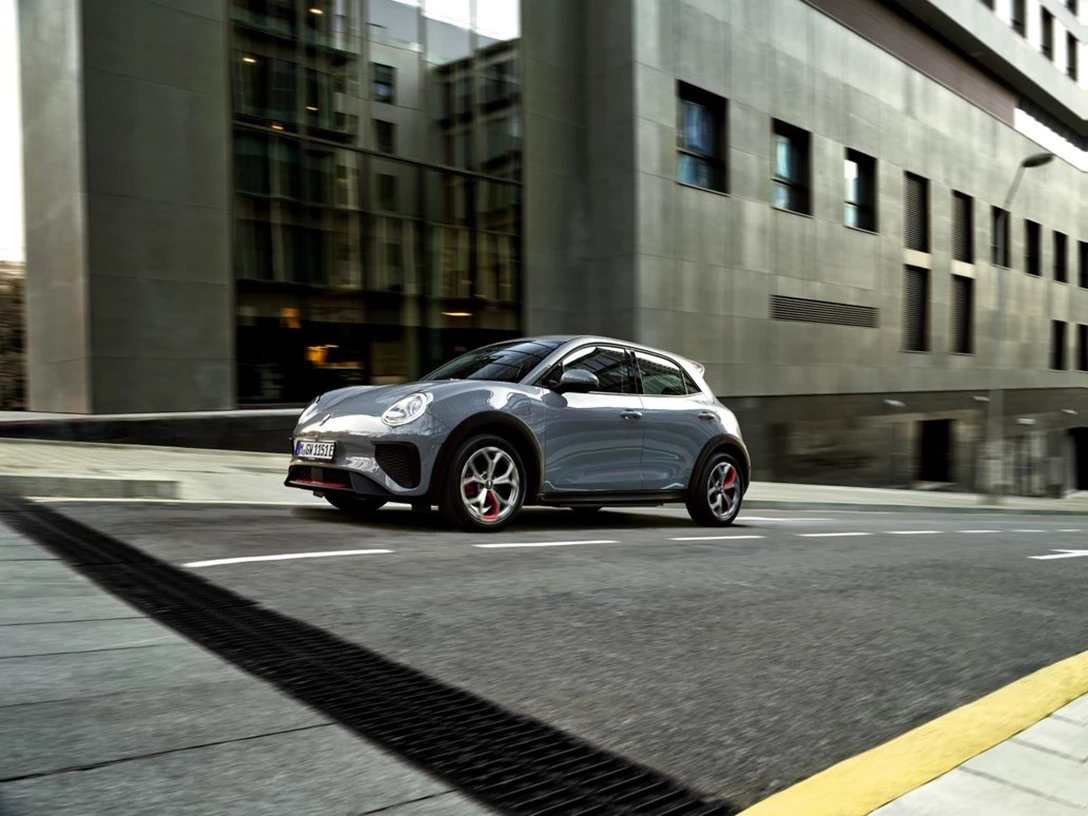 1676106-thumbnail (1).jpg