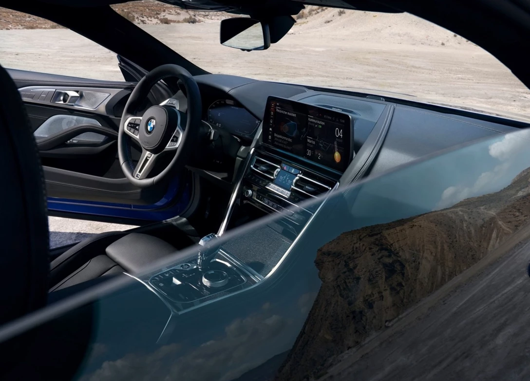 1684654-BMW-8-Series-2023-05.jpg
