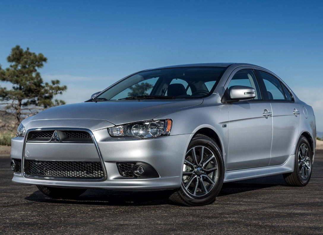 1666176-Mitsubishi-Lancer_Sedan-2014-04.jpeg