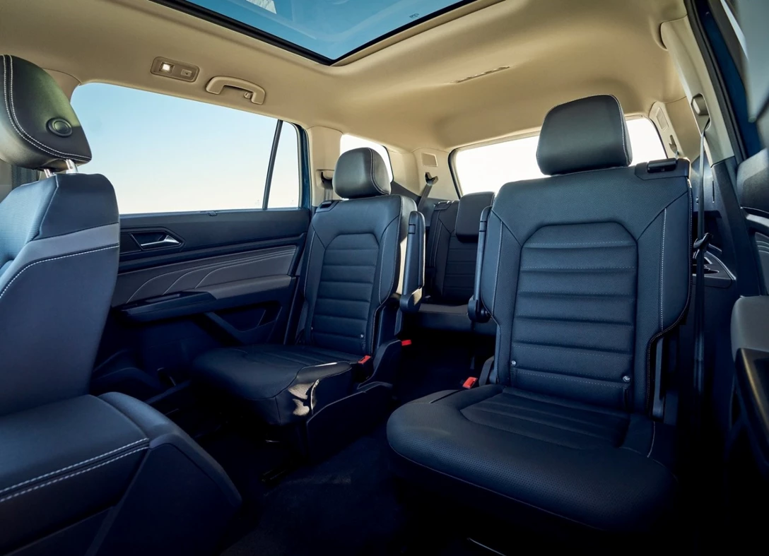 1656378-Volkswagen-Atlas-2021-1600-43.jpg