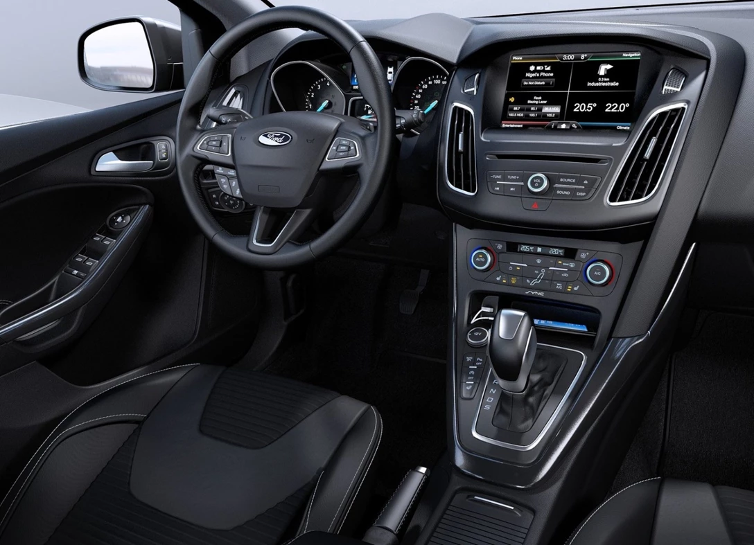 1645981-Ford-Focus-2018-05.jpg