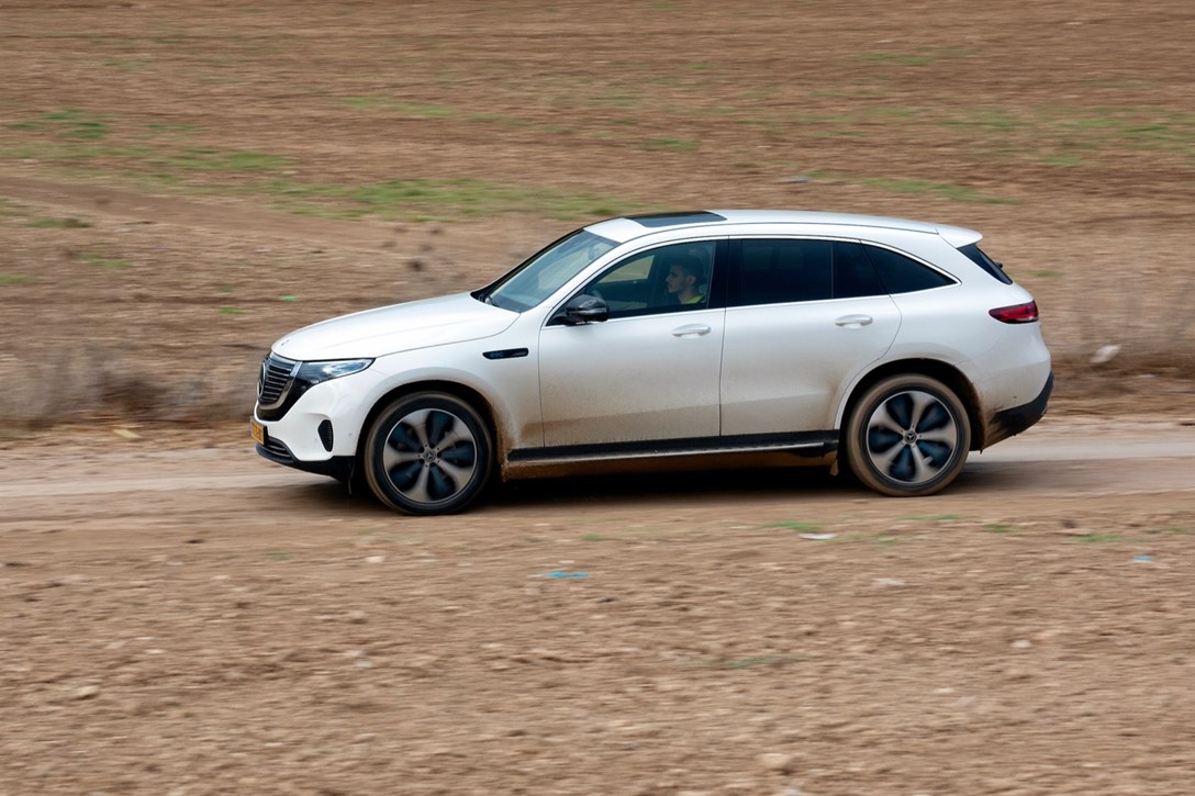 1636627-מרצדס EQC מבחן דרכים - 8.jpeg